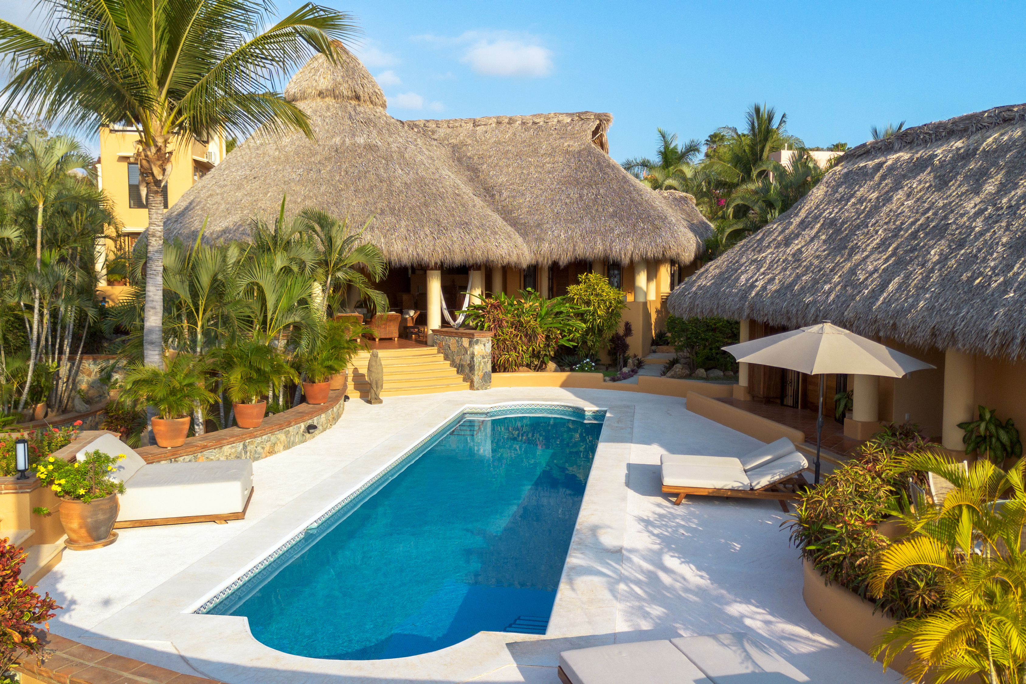 Spacious 4-Bedroom Villa with Pool & Ocean Views in La Punta