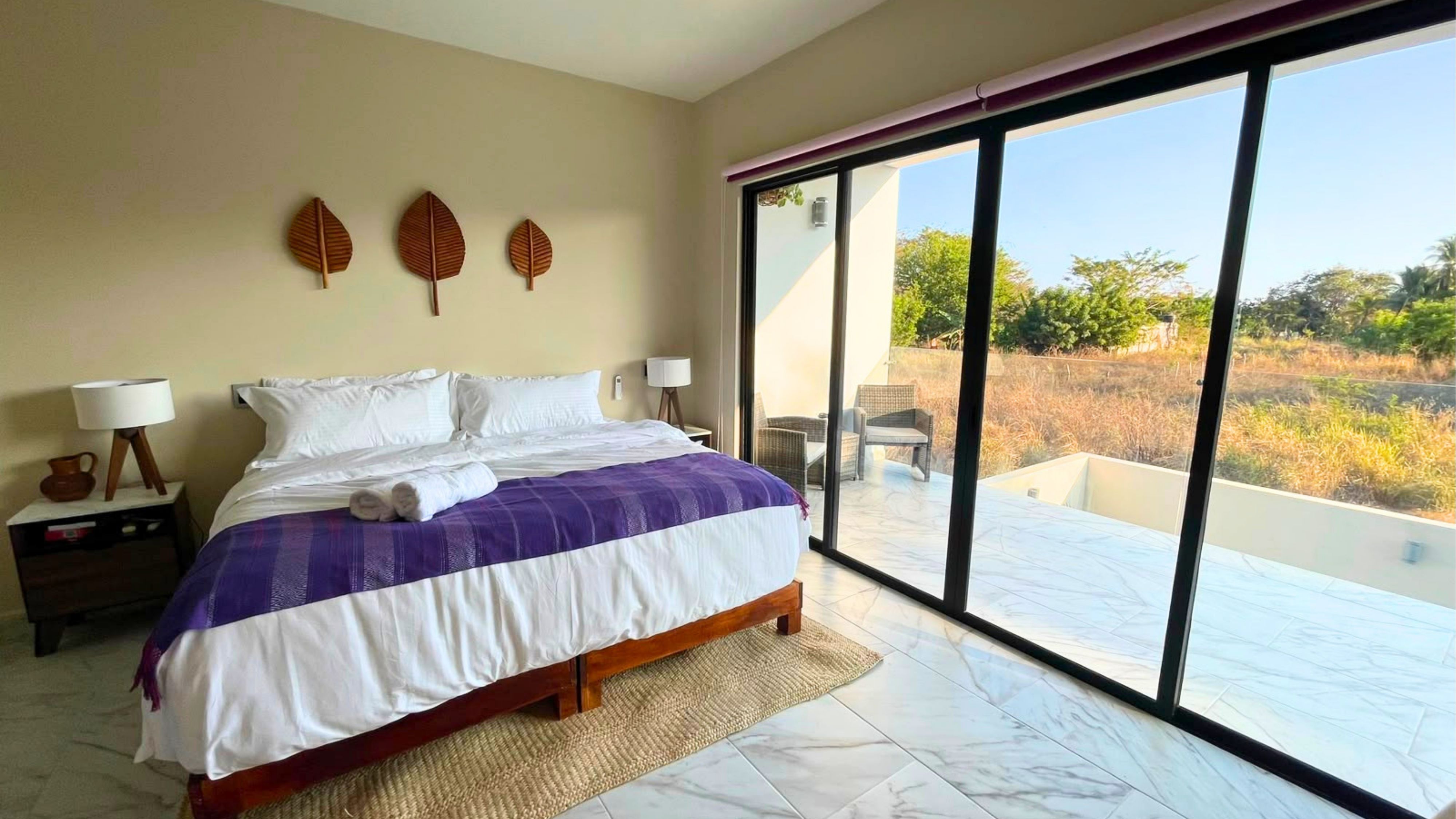 Modern house with private pool - 10 minutes walk from the beach